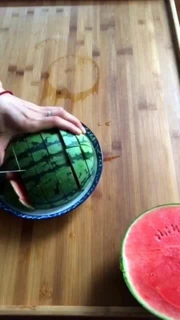 吃瓜怎么切视频,揭秘视频制作中的“吃瓜”切割技巧