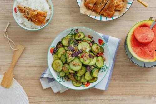 网络吃瓜视频怎么做,揭秘网络吃瓜视频背后的热点追踪与娱乐现象